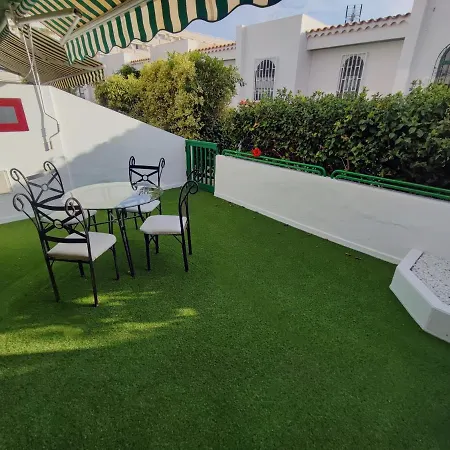 Agradable Adosado Con Terraza Y Piscina * פוארטו דה סנטיאגו